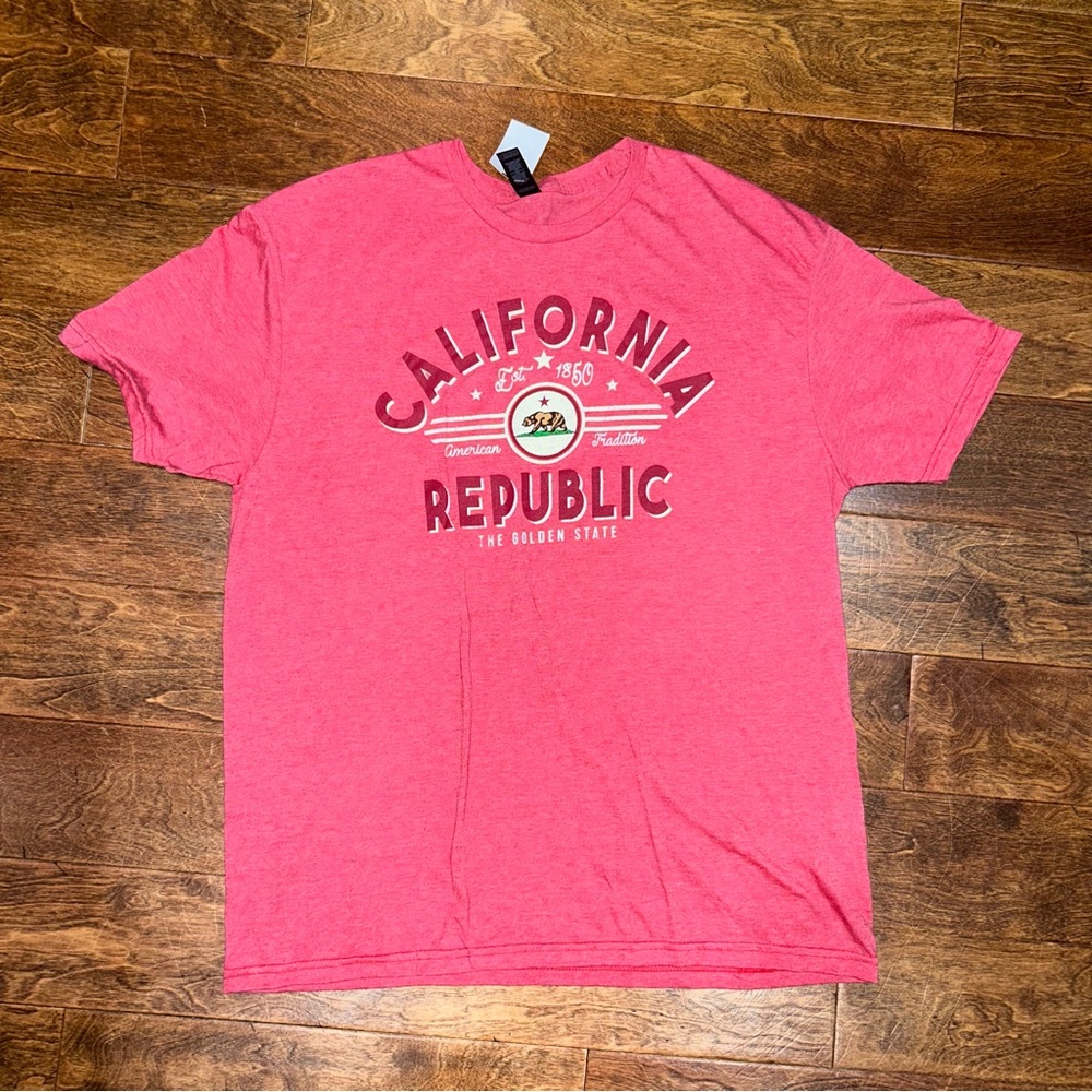NWT California tshirt